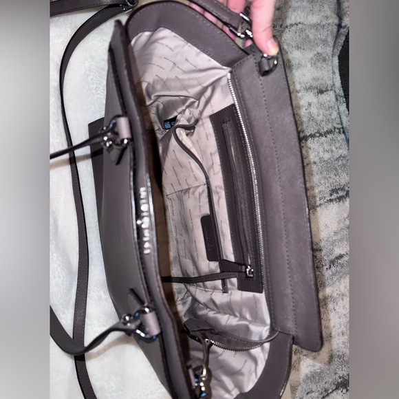 Michael Kors Gray Large Tote Bag - Picture 4 of 4